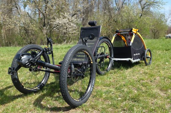 Is the Ti-FLY X the best trike to ride with your dog? For sure is!
