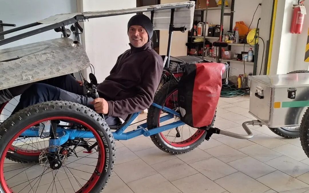 Nicola in Italy on a recumbent fat trike from AZUB – 00007