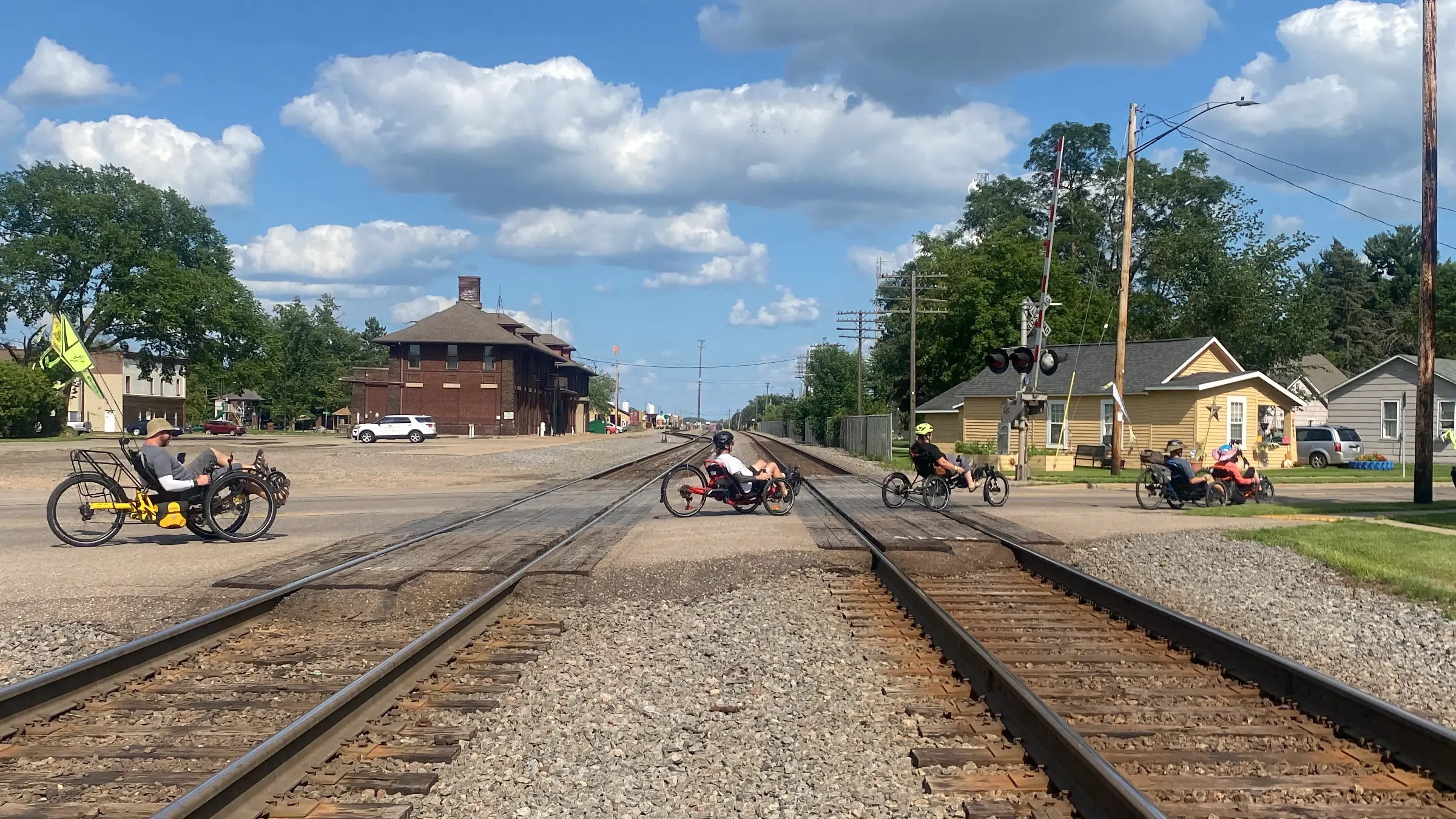 AZUB Summer tour visiting recumbent friends and fans