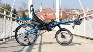 AZUB SIX RECUMBENT BIKE WITH BOSCH AND SPECIAL BLUE COLOR