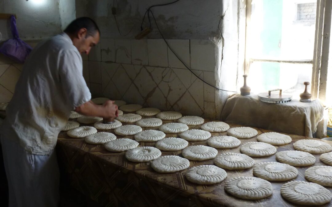 UZBEKISTAN – Bukhara – the baker