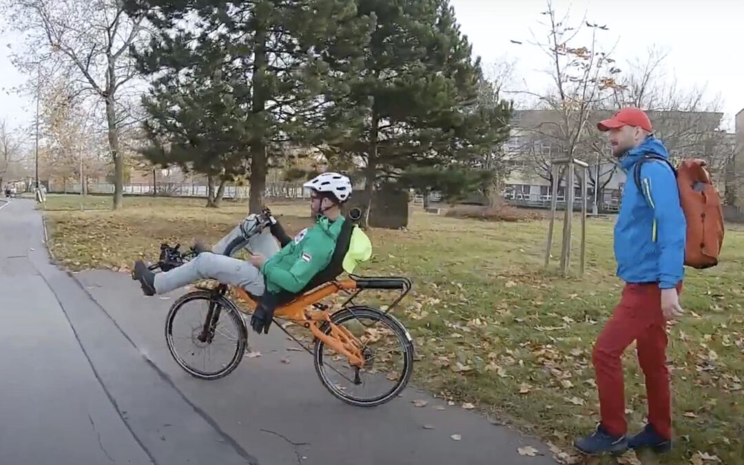 bike vs. public transport in Prague, Czechia